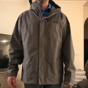 North face men’s XL dry vent jacket